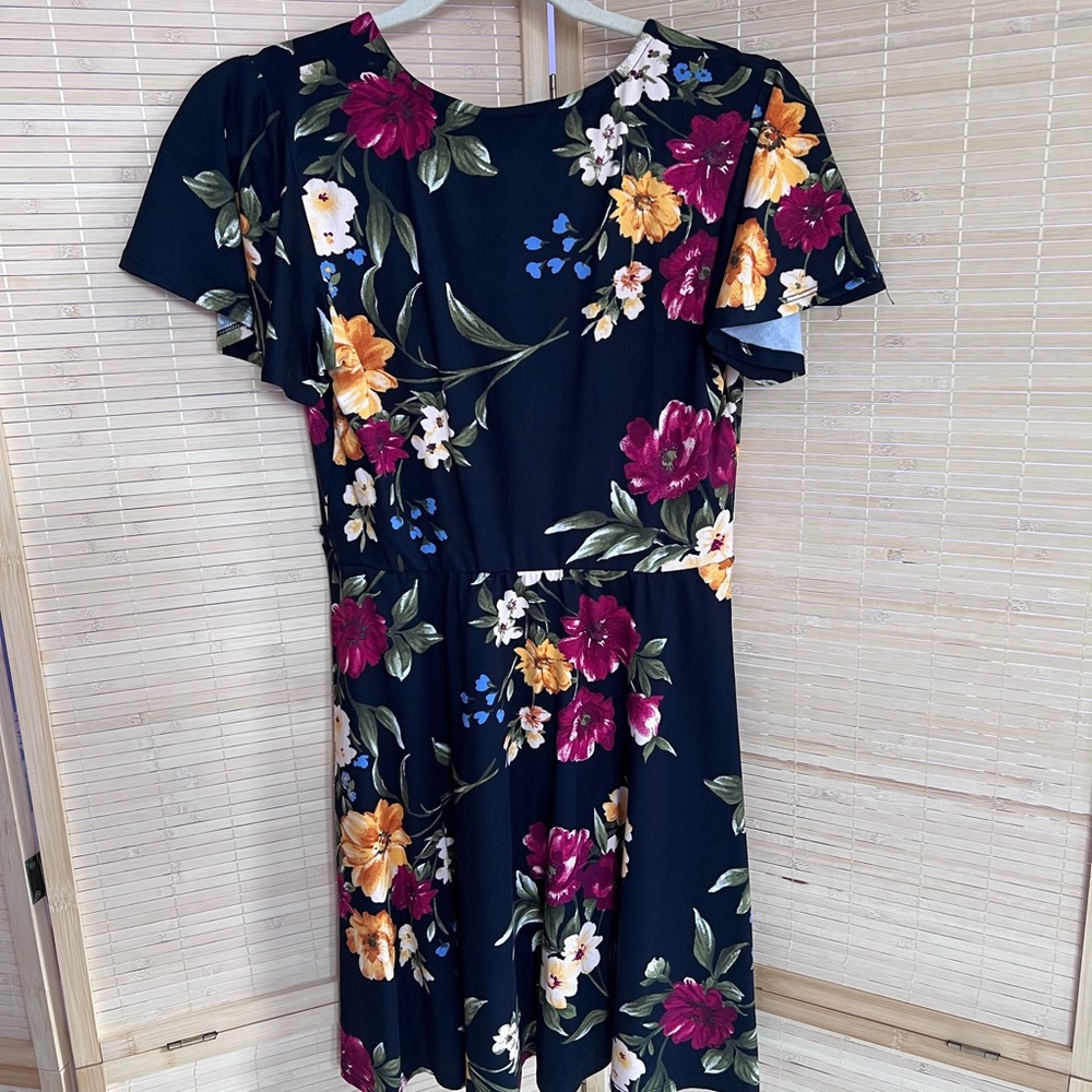 Floral Faux Wrap Dress - Multicolor - Picture 4 of 4